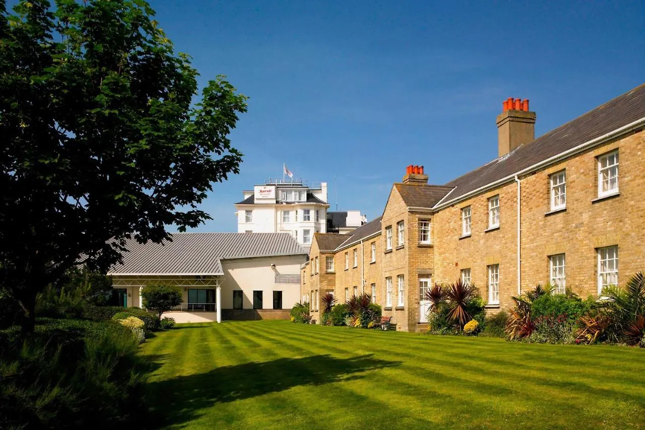 Bournemouth Highcliff Marriott Hotel 4*,  Velká Británie